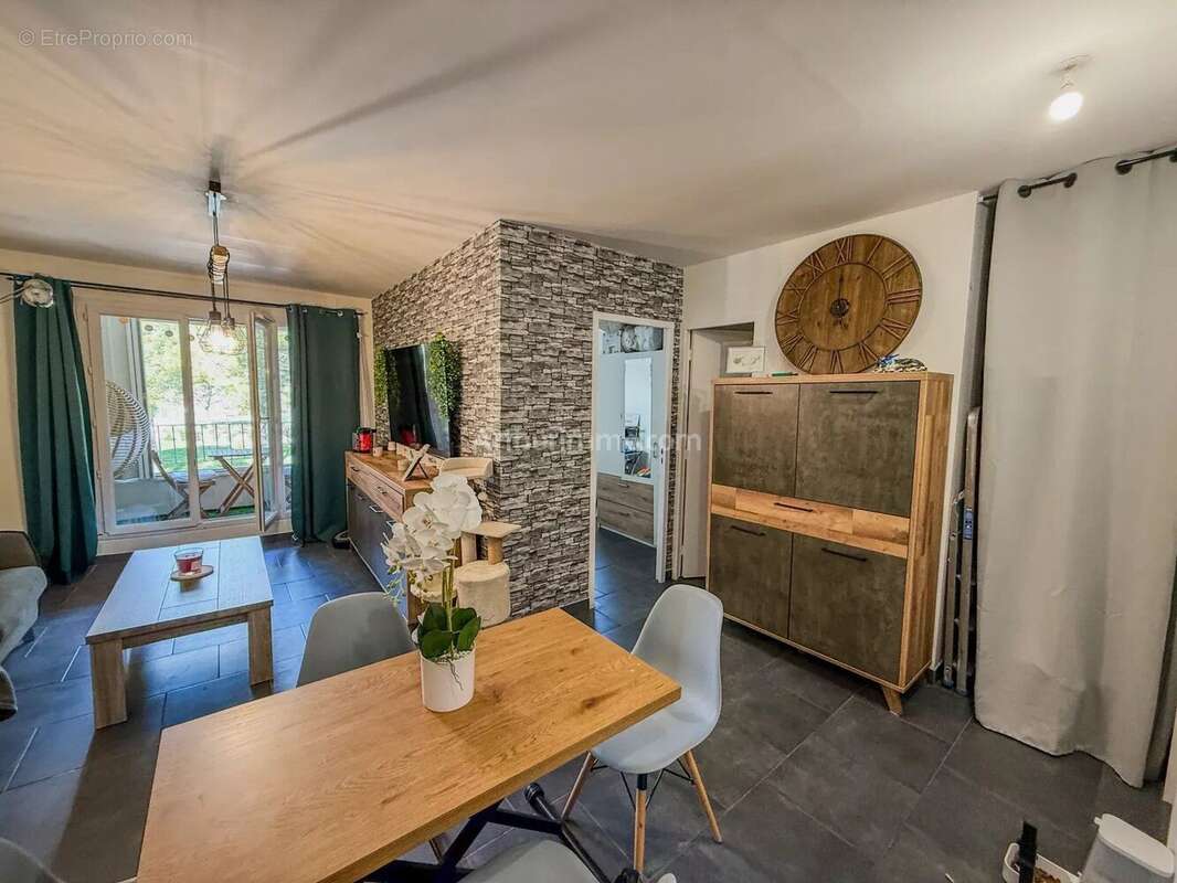 Appartement à DRAGUIGNAN