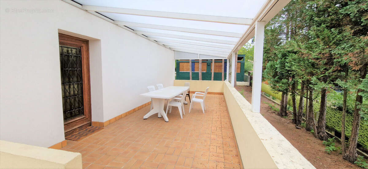 Maison à NEUVILLE-SUR-OISE