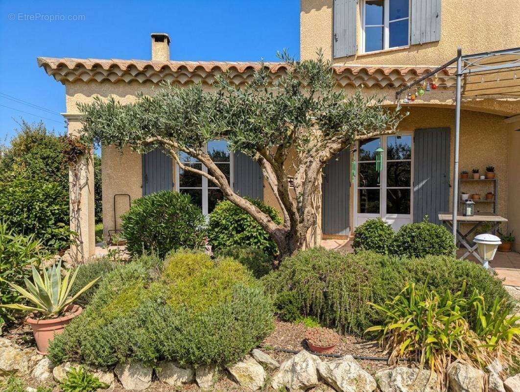 Maison à UZES