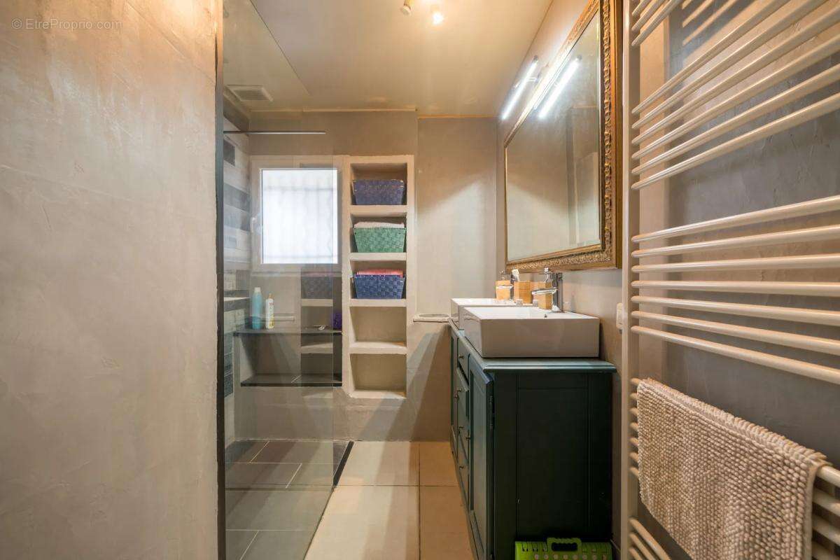 Maison à VILLEVEYRAC