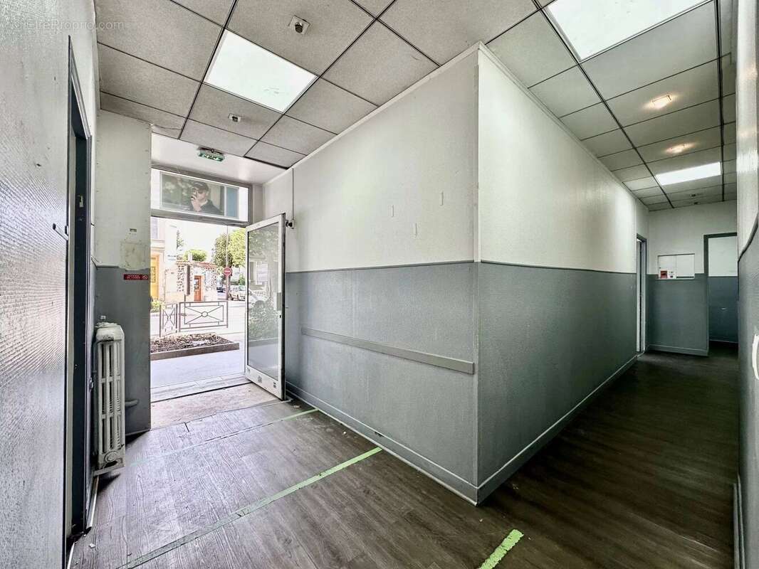 Commerce à VINCENNES