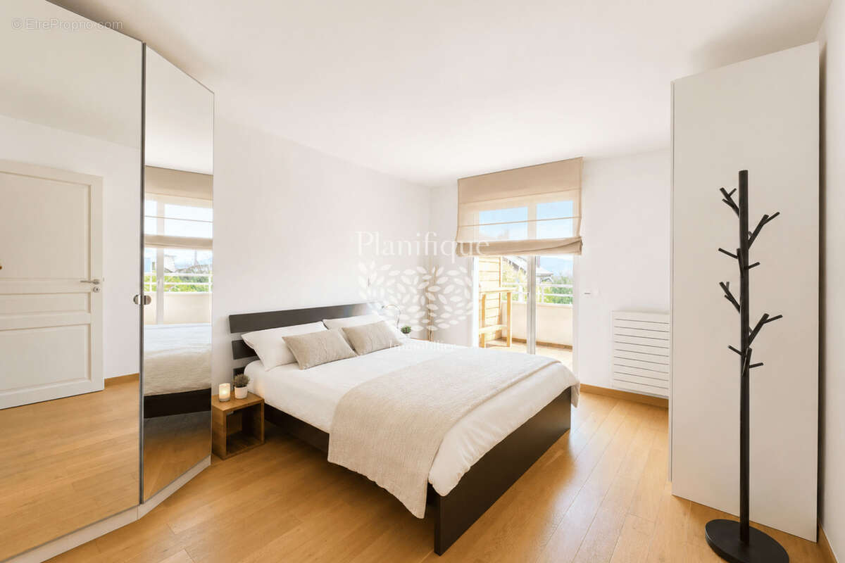 Splendide T5 à Divonne-les-Bain, 54 m2 de terrasse - photo 9