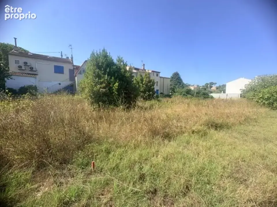 Terrain 516 m² à Six-Fours-Les-Plages  - photo 4