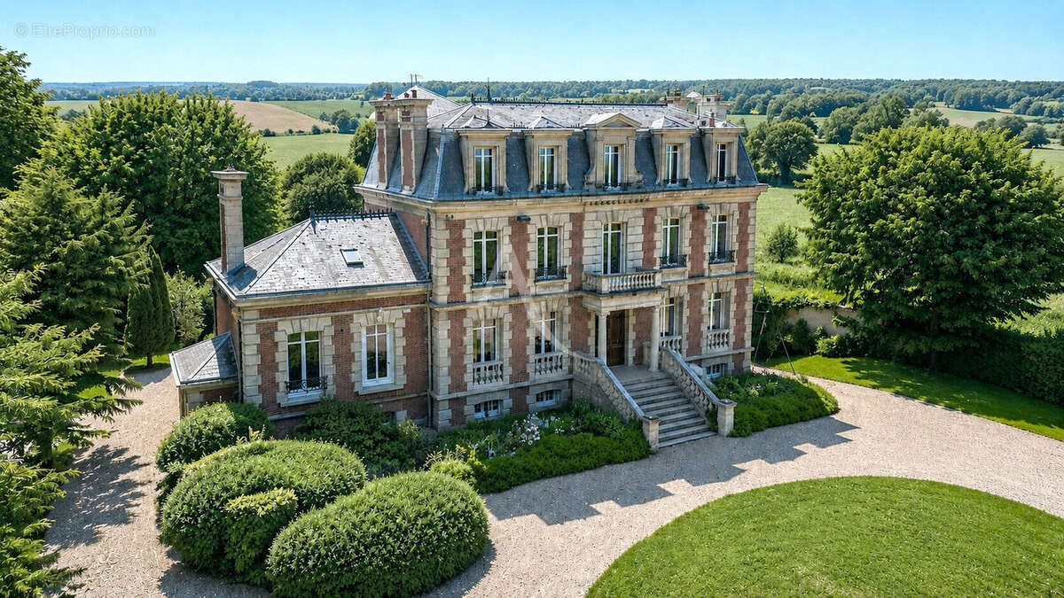 Maison à LES THILLIERS-EN-VEXIN