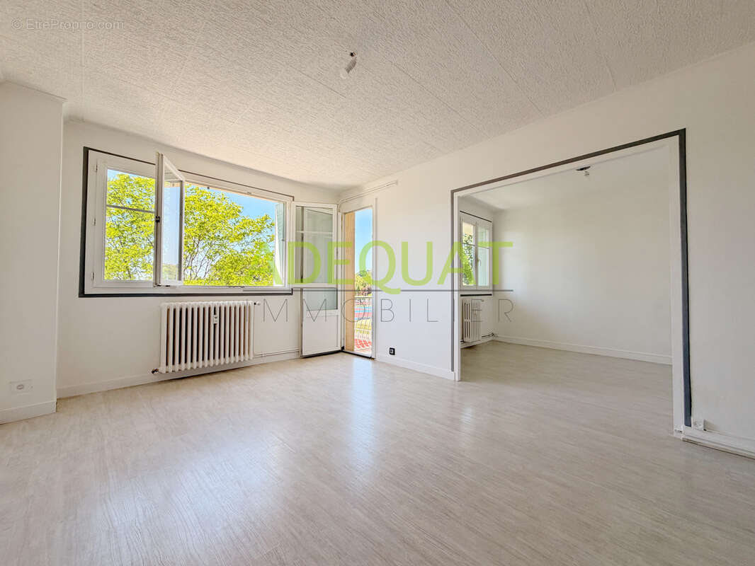 Appartement à BOURGOIN-JALLIEU