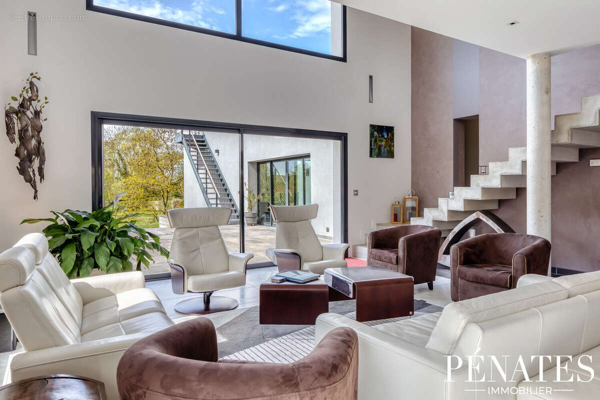 Maison à SAINT-MARTIN-DE-BOSCHERVILLE