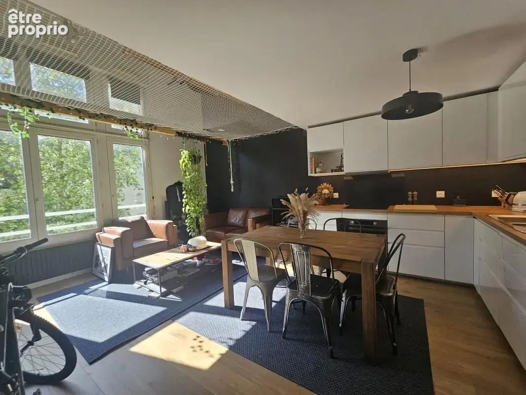 Appartement 3 pièces Villeurbanne - 255000 € - photo 1