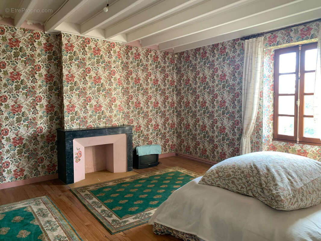 Maison à LANDERROUET-SUR-SEGUR