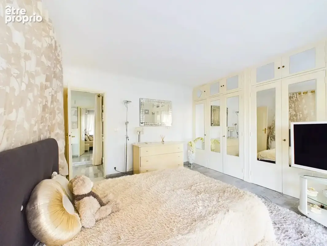À vendre : appartement 3 pièces avec grande terrasse et piscine - photo 9