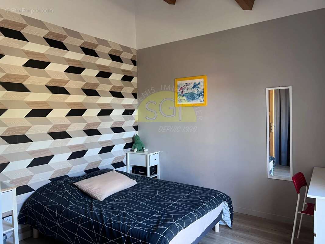 Maison à SAINT-GENIS-DES-FONTAINES