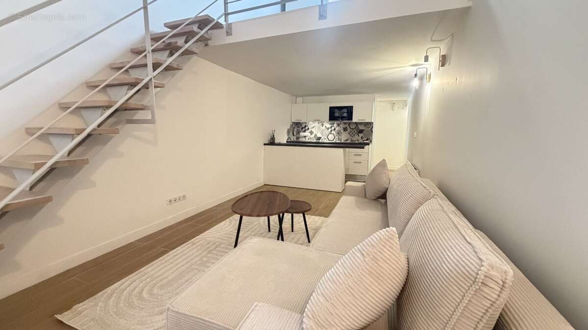 Alpes maritimes (06) - nice magnan  a vendre 2 pieces en duplex  avec terrasse - photo 2