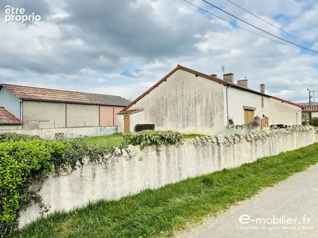 Maison 4 pièces 117 m² à vendre à Saint-Julien-De-Jonzy (71110) - photo 3