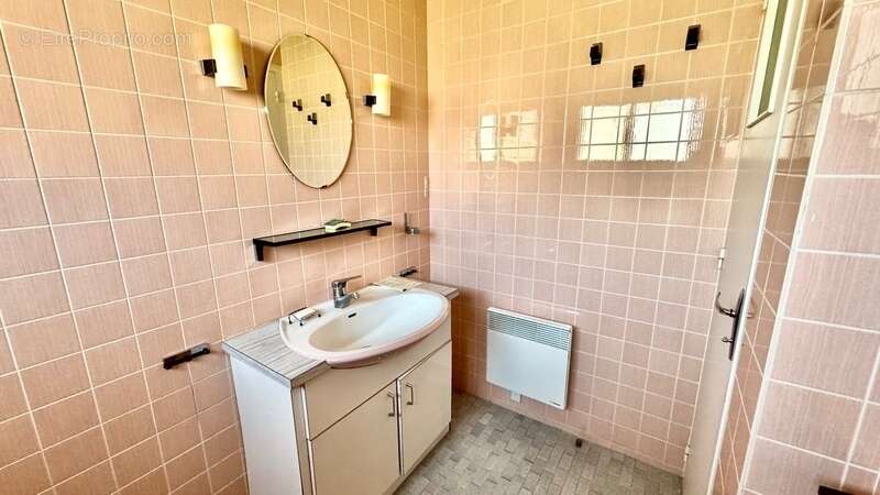 Maison à TONNAY-CHARENTE