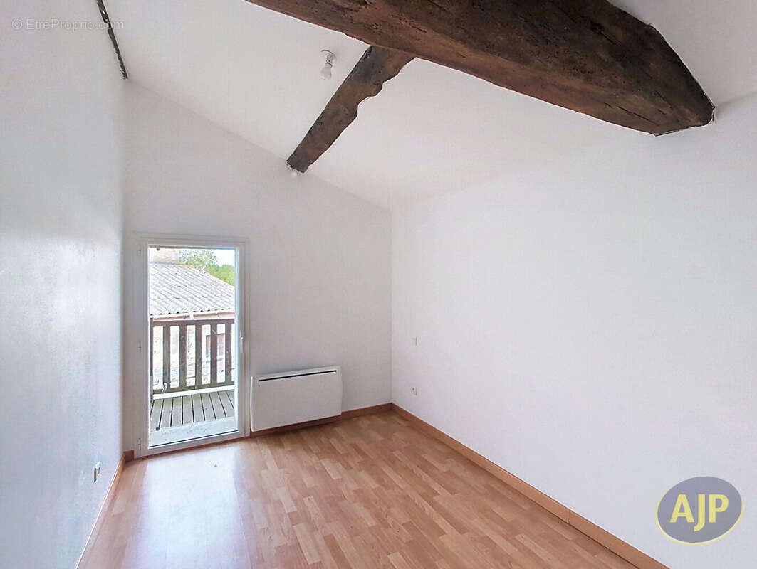 Maison à SAINT-ANDRE-TREIZE-VOIES