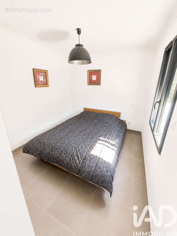Maison 98 m² à Paradou  - photo 7