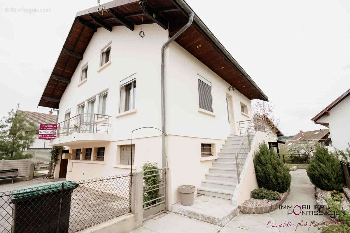 Maison à PONTARLIER