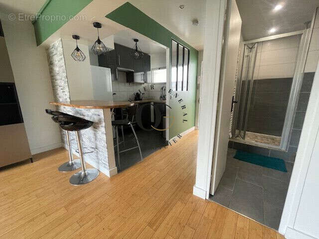 Appartement à PARIS-12E