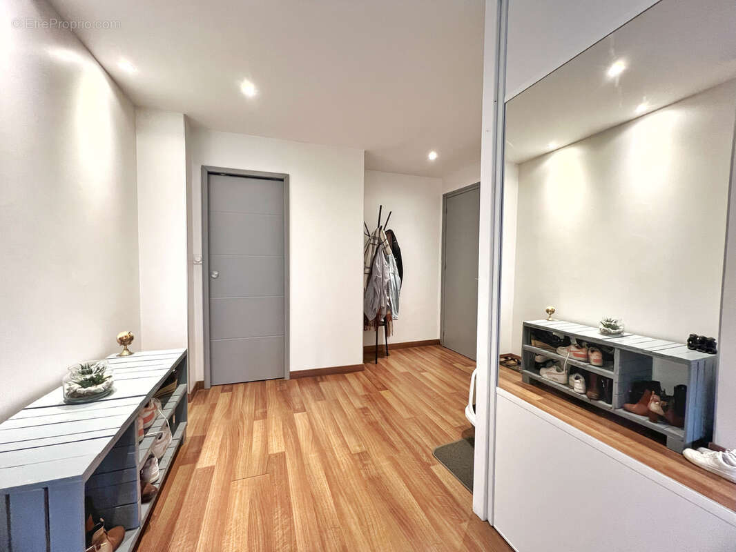 Appartement à SAINT-PRIEST