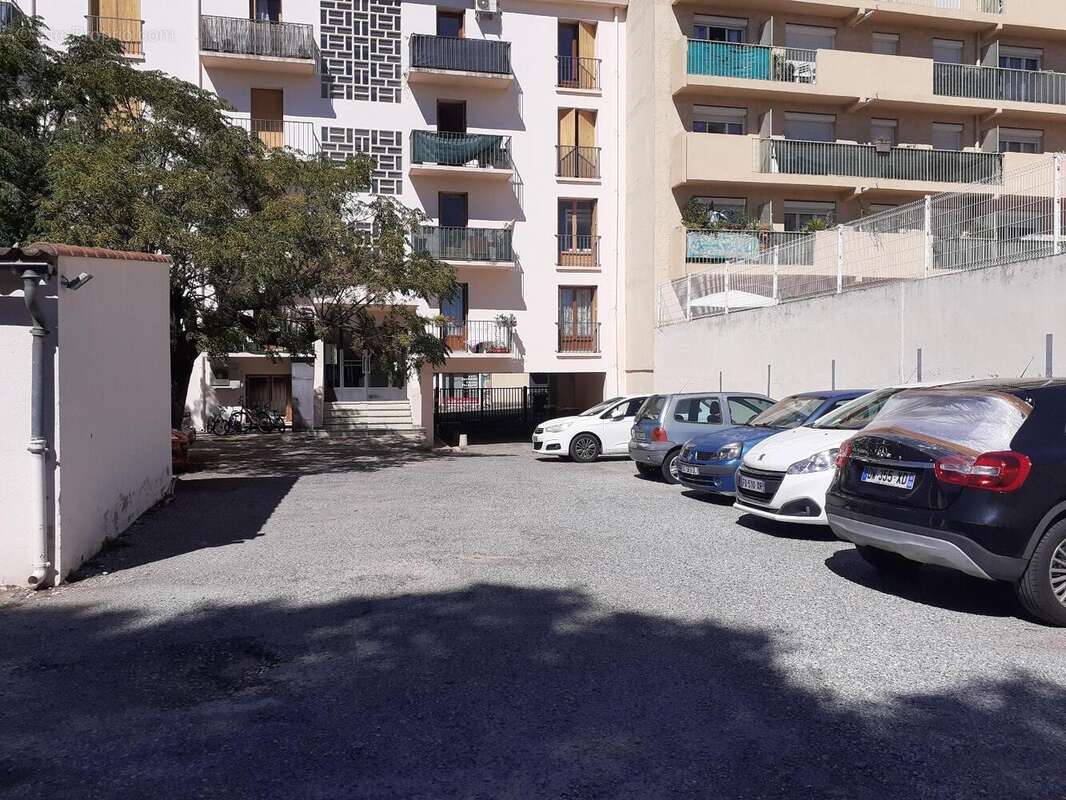   - Appartement à DRAGUIGNAN