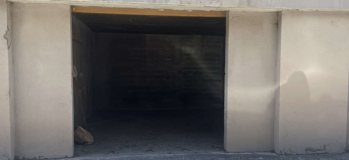 Parking à AIX-EN-PROVENCE