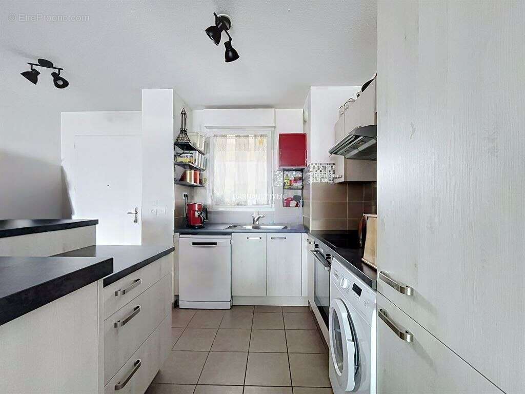 T4 de 84 m² au dernier etage a vidailhan - photo 2