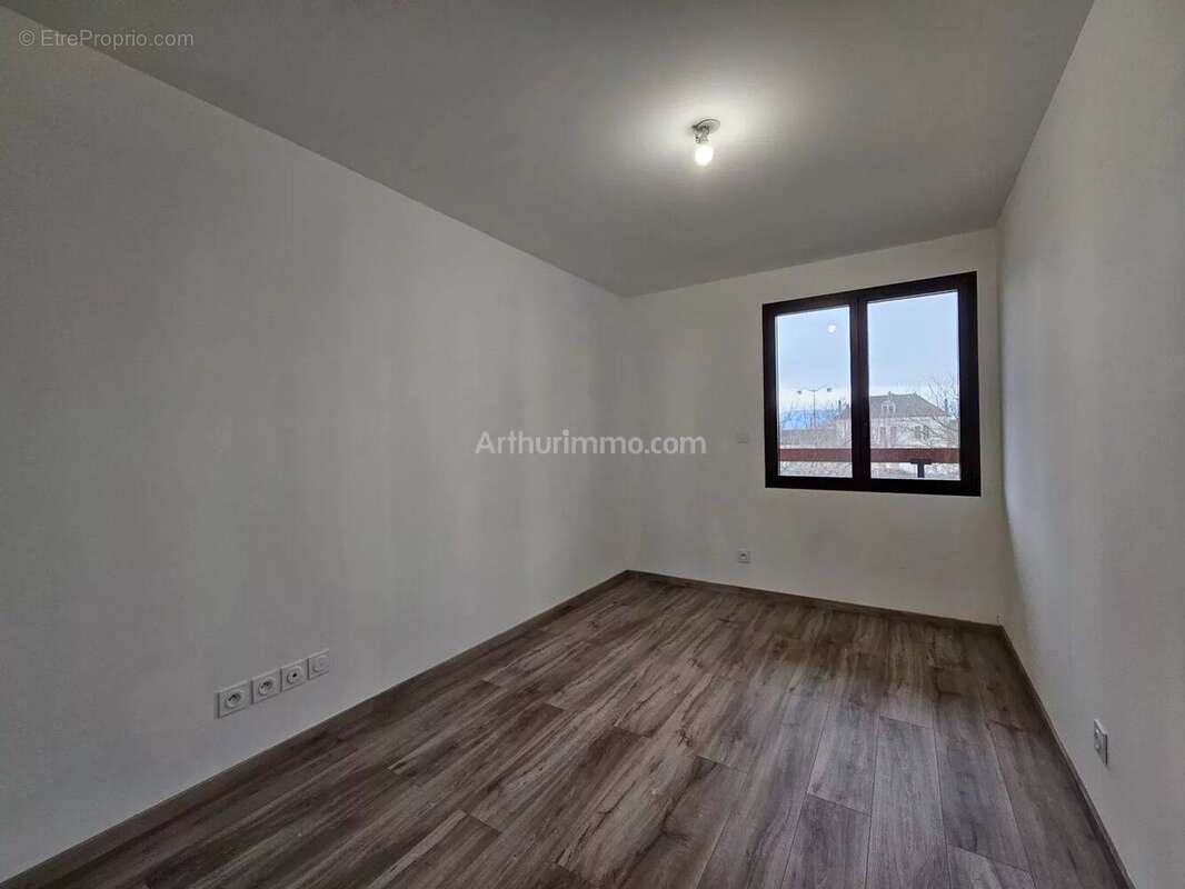 Appartement à MORESTEL