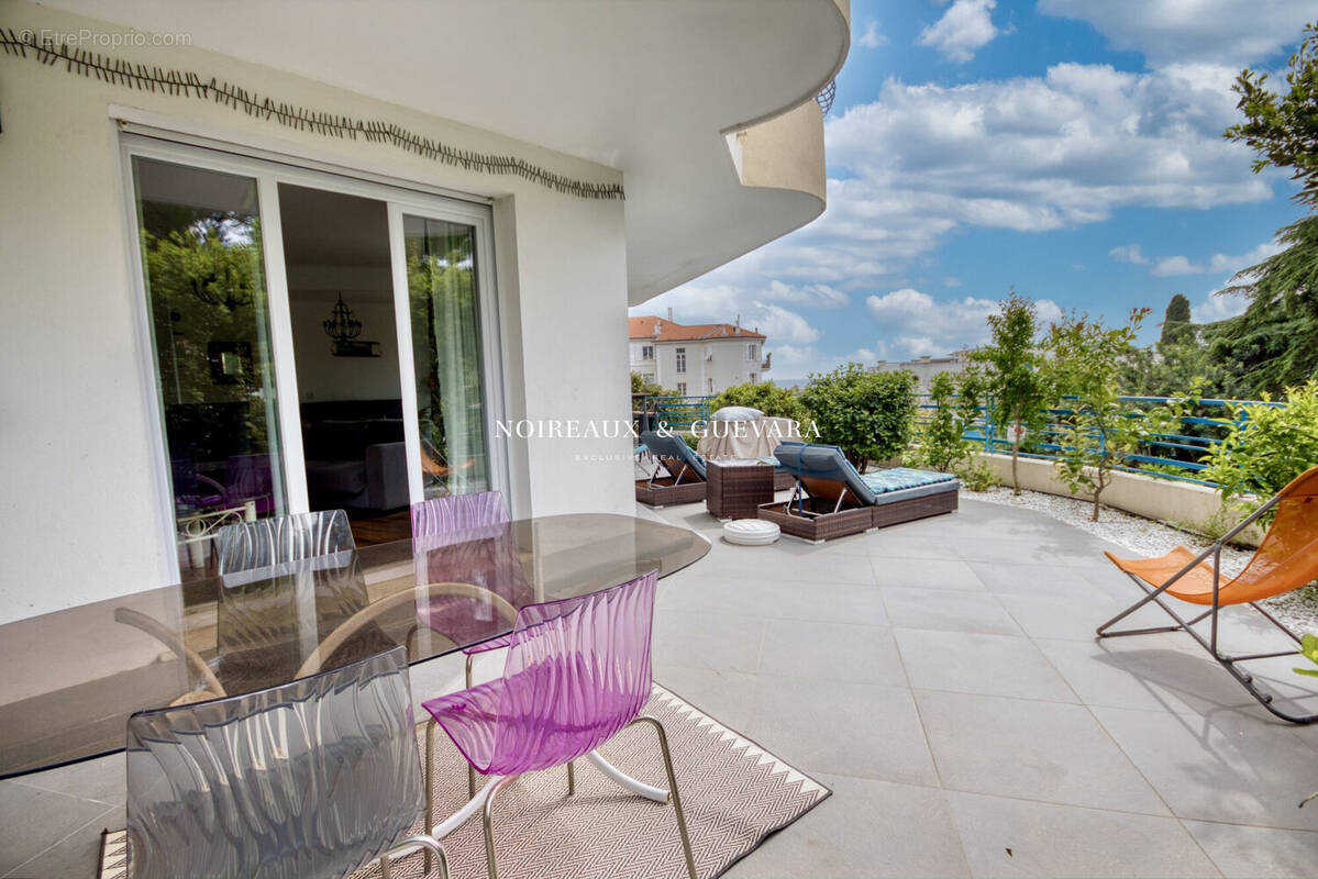 Appartement à CANNES