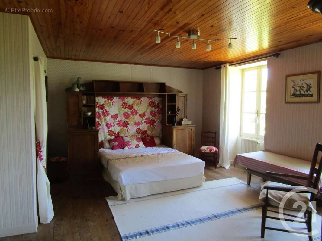 Maison à SEPVRET