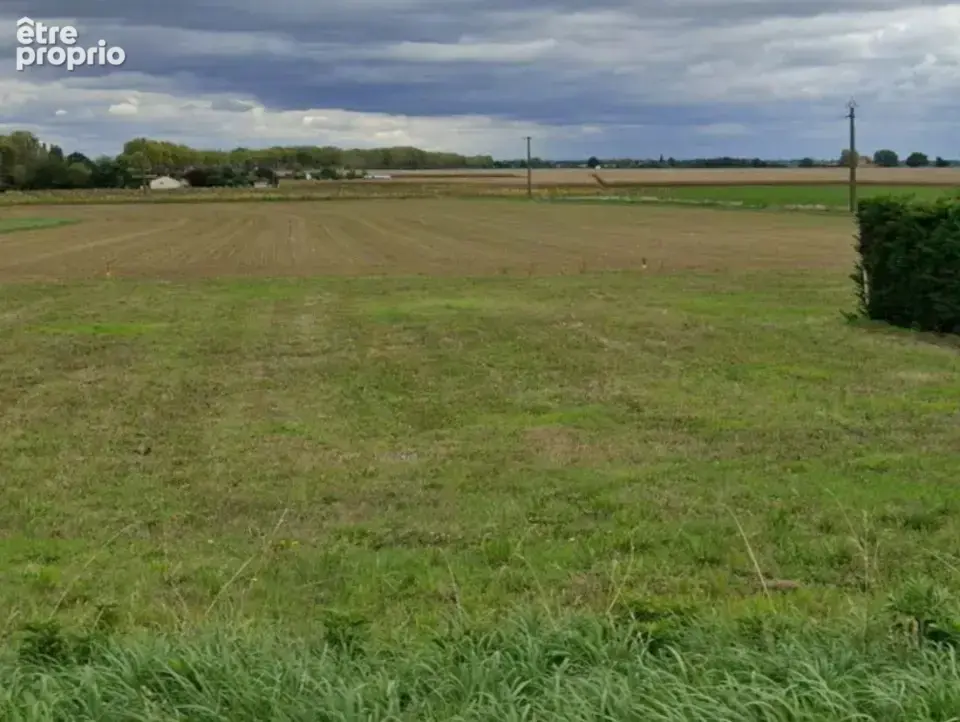 Photo Terrain à Thil au prix de 95 000€