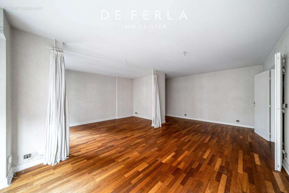 Appartement à PARIS-5E