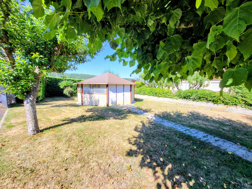 BRIVES-CHARENSAC   Une propriété où il fait bon vivre, dans l'un des secteurs les plus prisés de la commune - photo 5