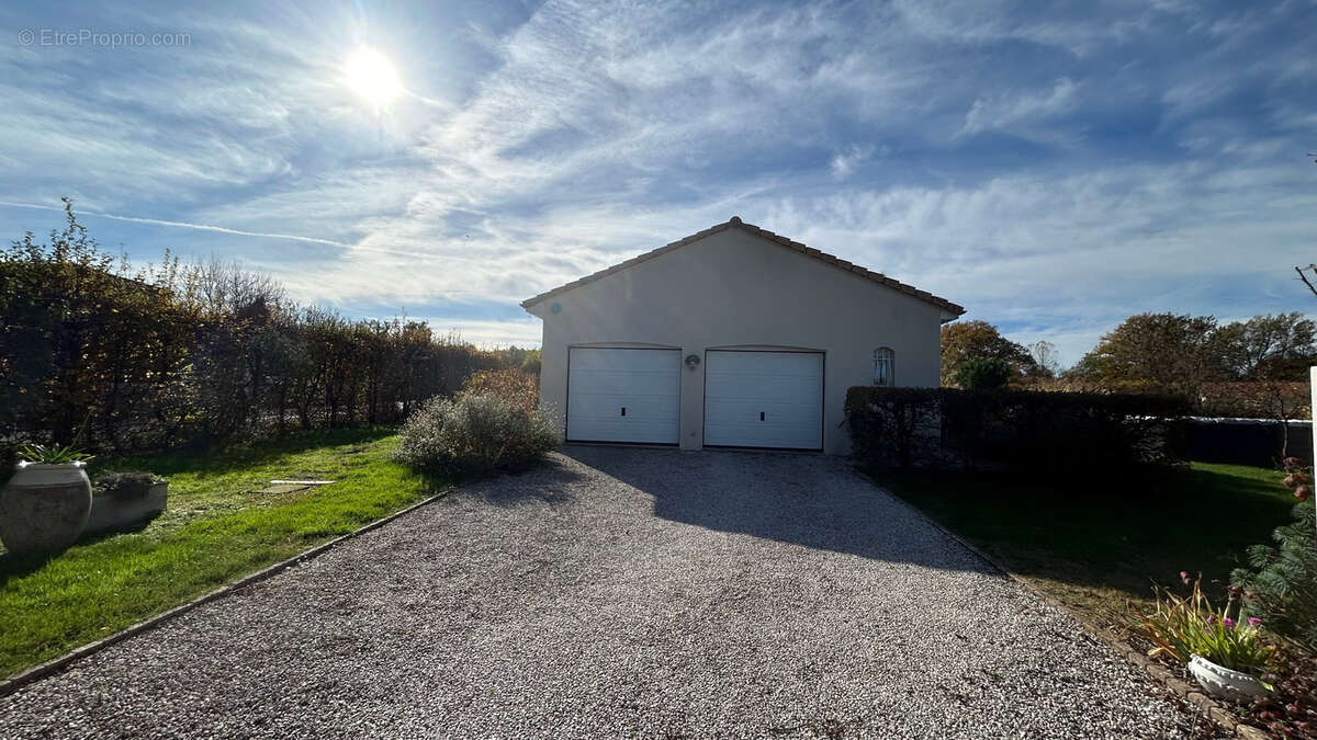 Maison à ORLEAT