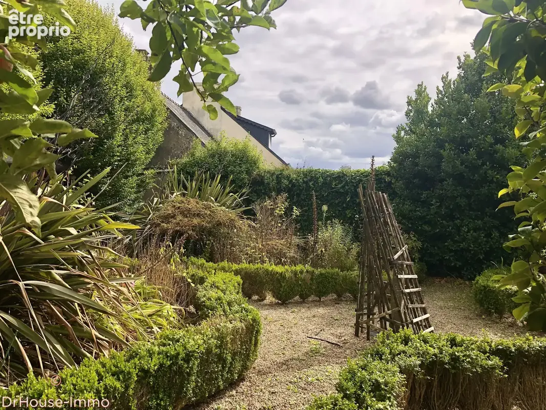 Maison 8 pièces 139 m² à vendre à Scrignac (29640) - photo 3