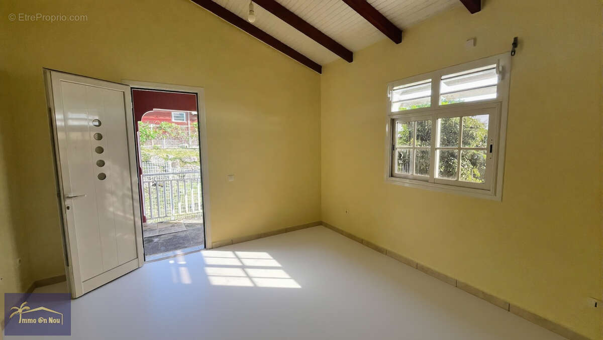 SAINT-CLAUDE   Élégante villa avec appartement indépendant, vue mer et montagne - photo 13
