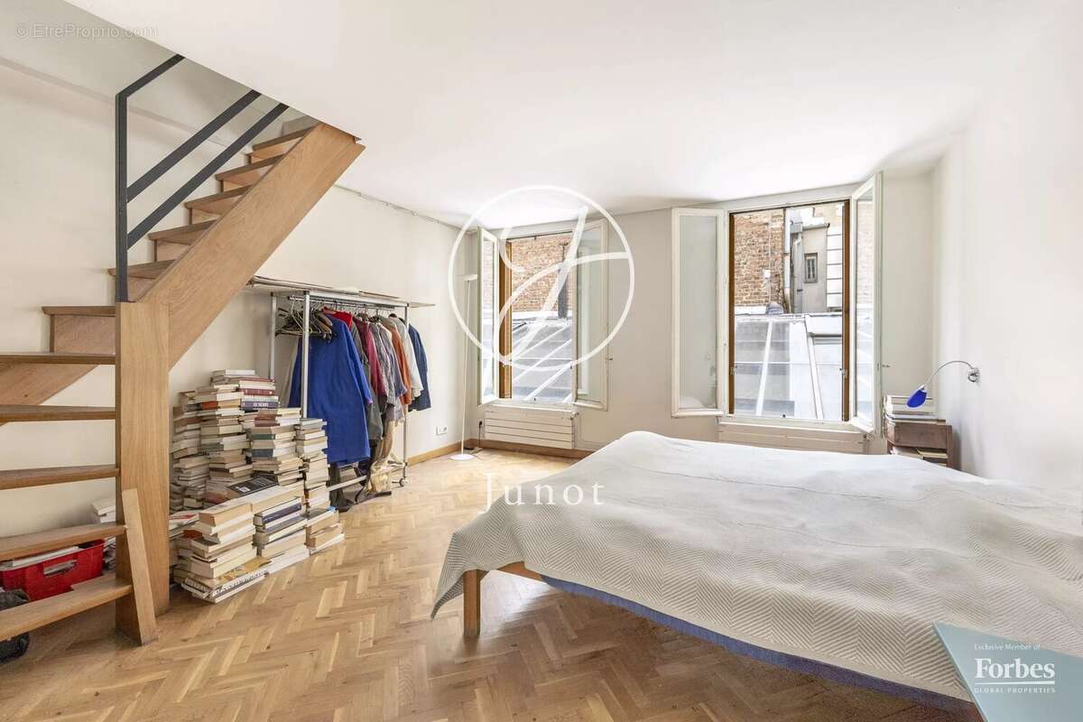 Appartement à PARIS-11E