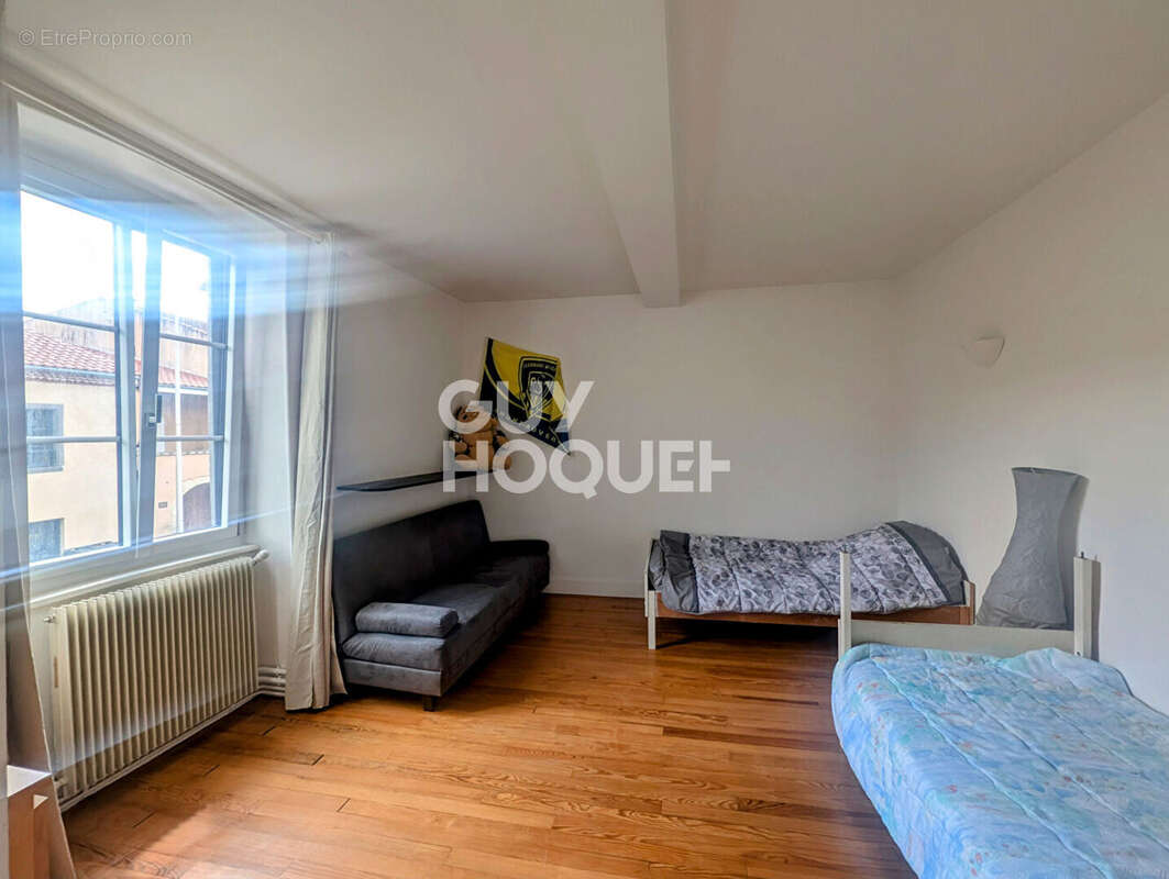 Maison à PONT-DU-CHATEAU