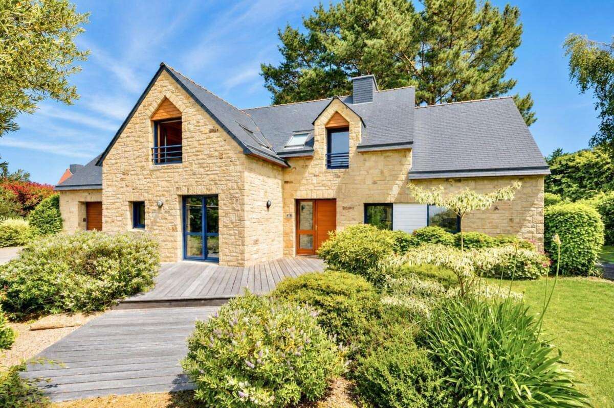 Maison d'architecte - 197 m² - golf de baden - photo 10