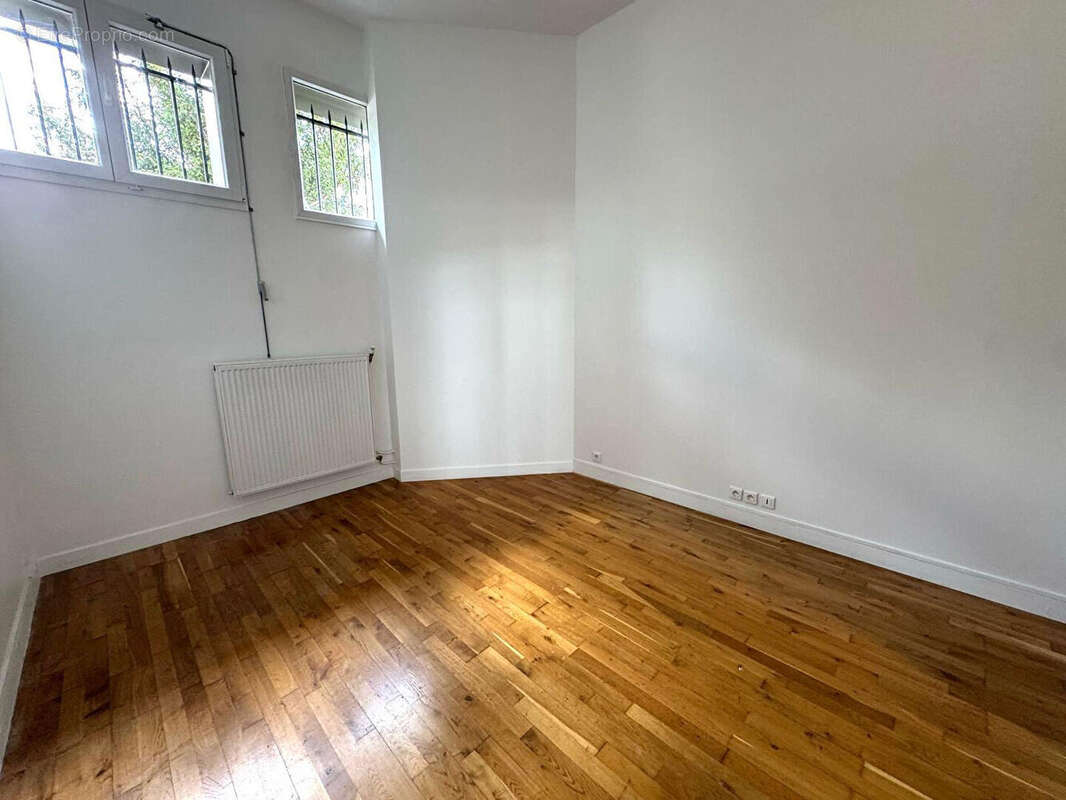 Appartement à NANTERRE