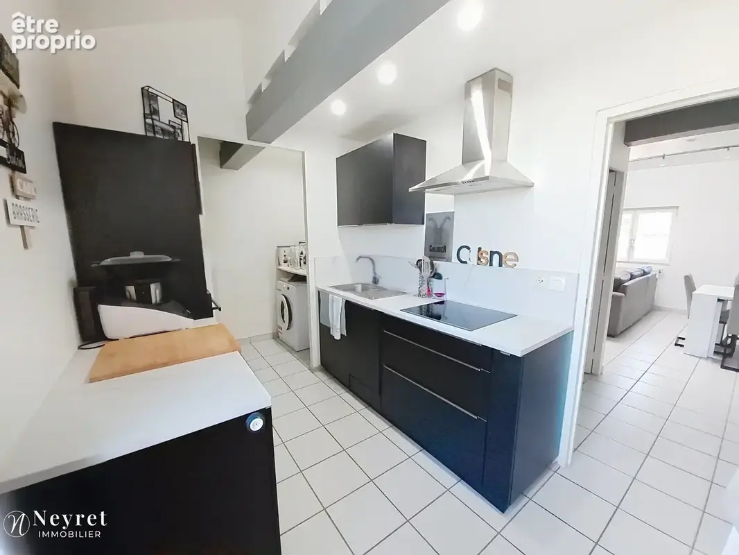 A ne pas rater !!! T2  de 44,43 m2 avec stationnement privatif  dans petite copropriété de 6 lots sécurisée, - photo 5