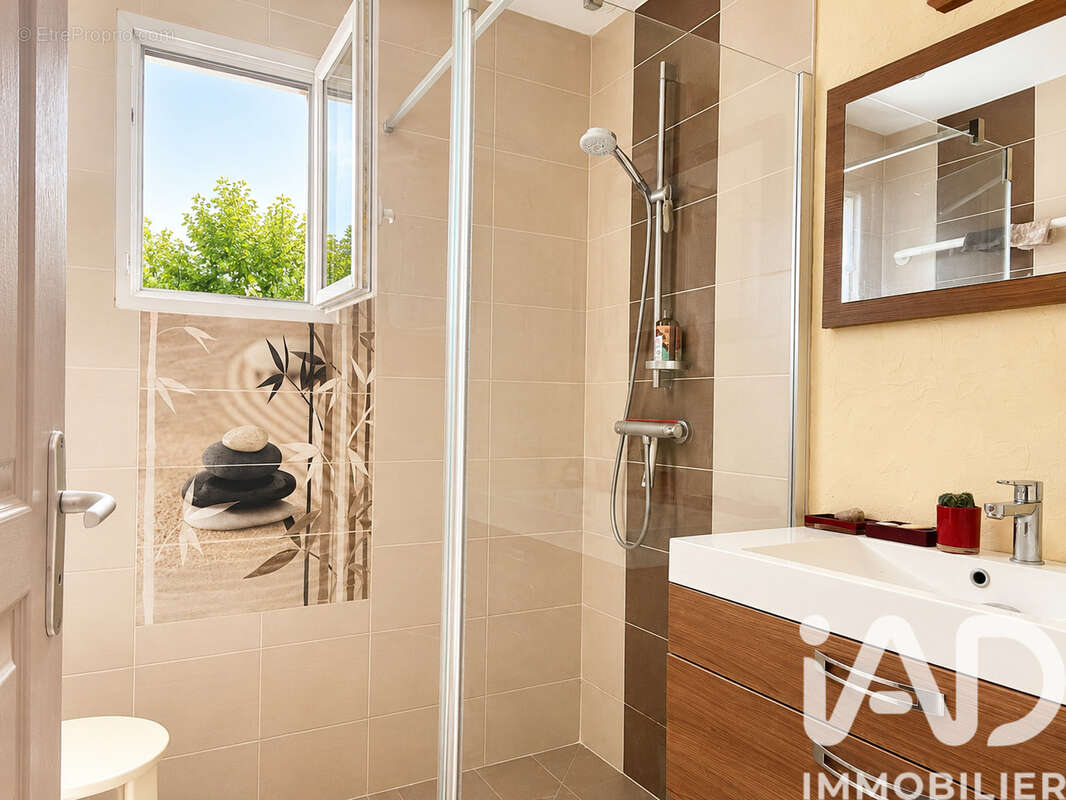 Maison 132 m² à Treguidel  - photo 8