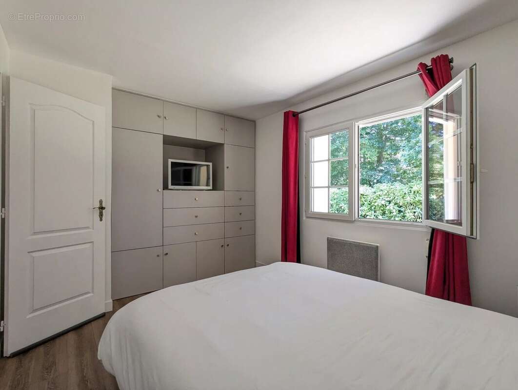 Maison à FONTAINE-SOUS-JOUY