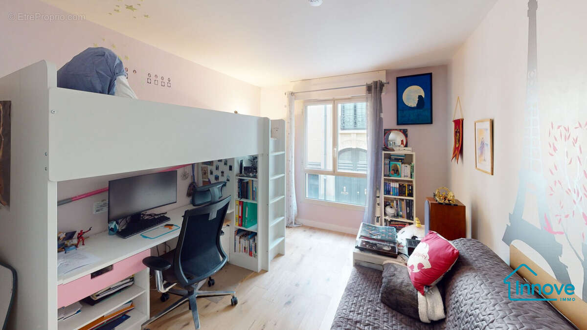 Appartement à PARIS-14E