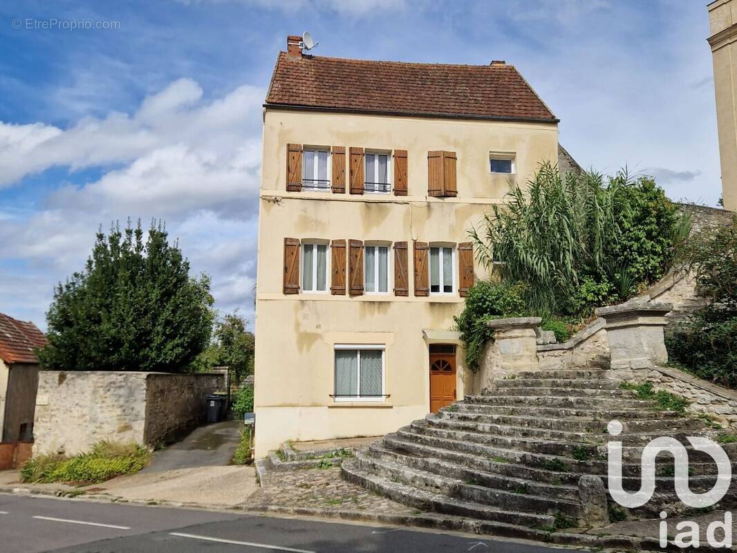 Photo 1 - Maison à SAINT-MARTIN-LA-GARENNE