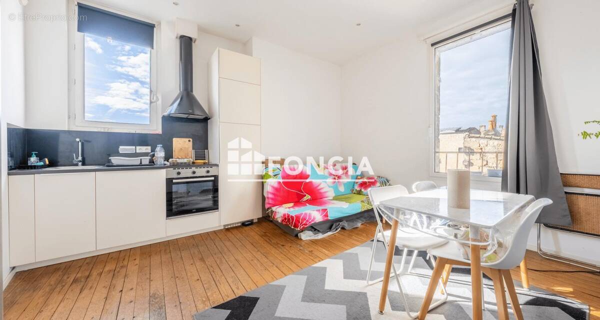Appartement à BORDEAUX