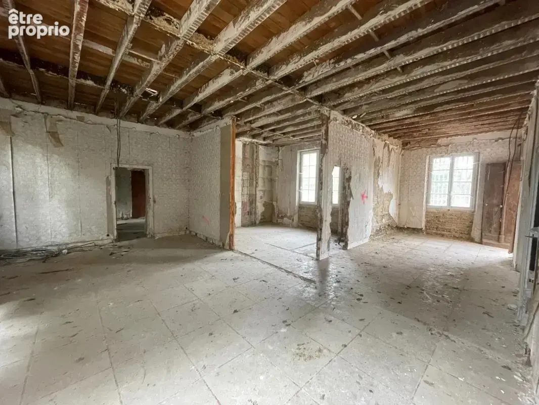 Domaine de caractère à restaurer – 500 m² –3,6 ha – accès rapide - photo 20