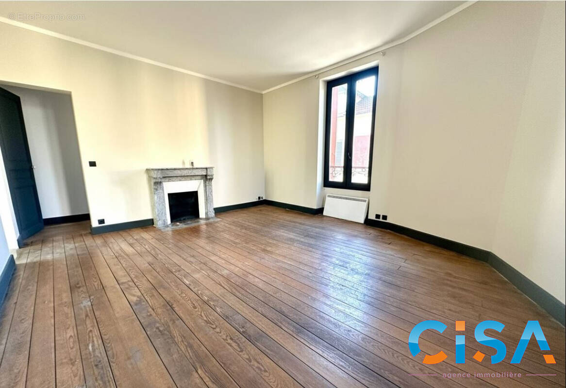 Appartement à PIERRELAYE