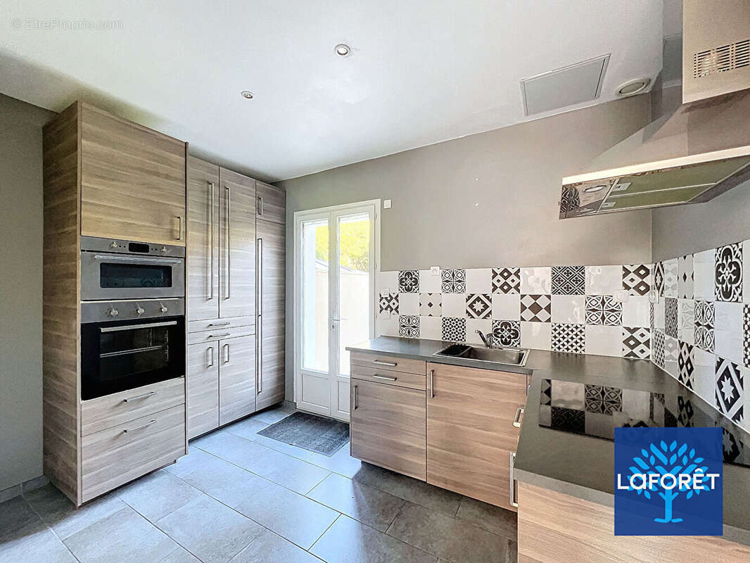 Maison à LA FERTE-ALAIS