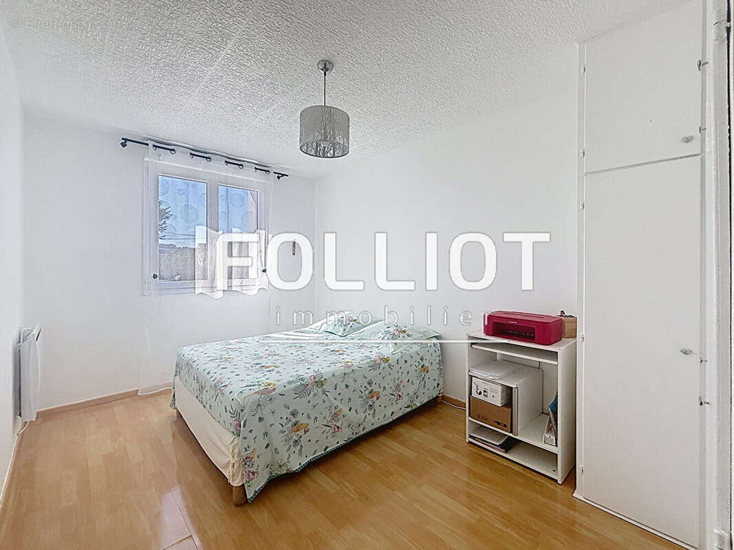 A VENDRE Maison 3 chambres de plain pied à La Bigne - photo 7