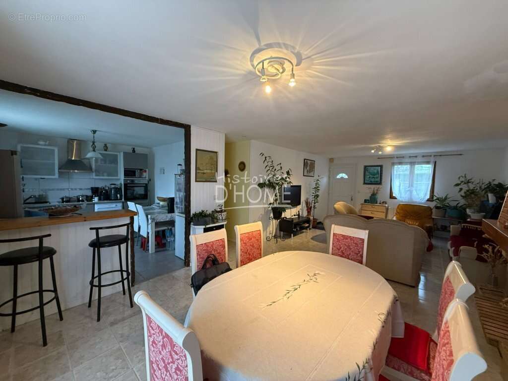 Maison à ROZAY-EN-BRIE