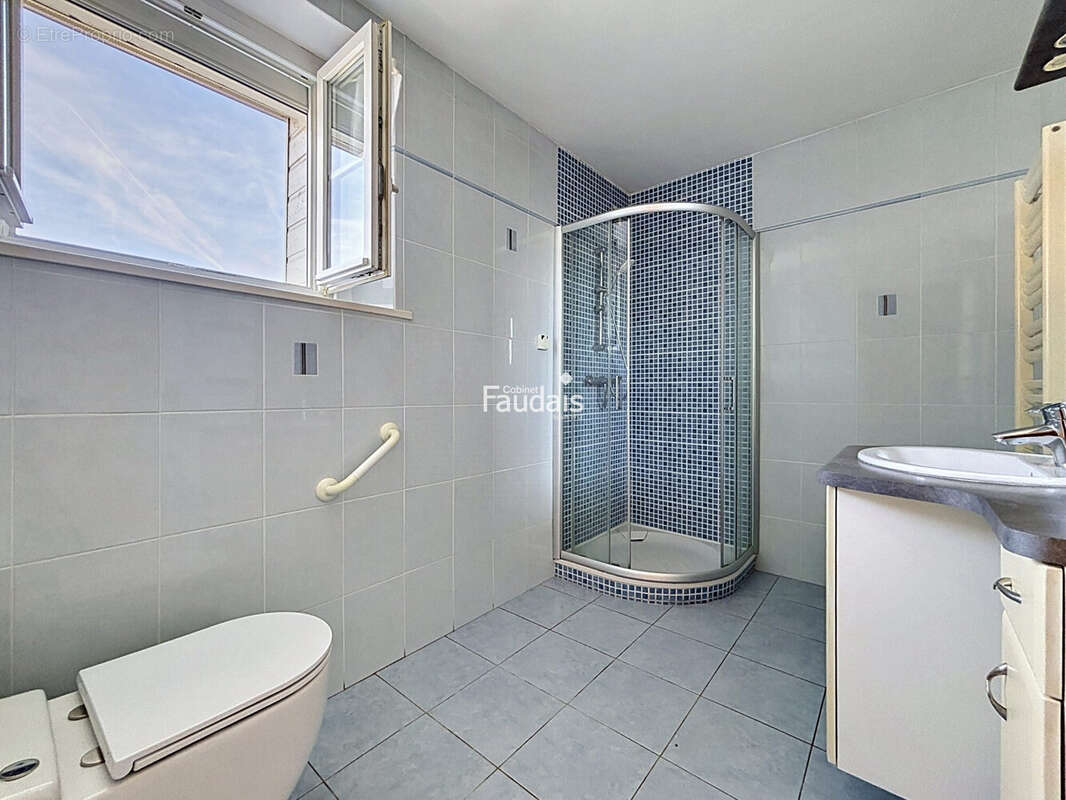 Maison 112 m² à Soulles  - photo 8